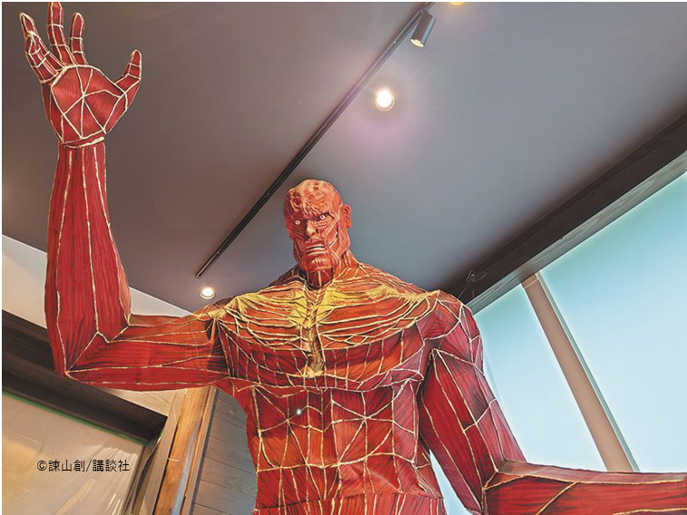 進撃の巨人㏌日田ミュージアム 超大型紙巨人