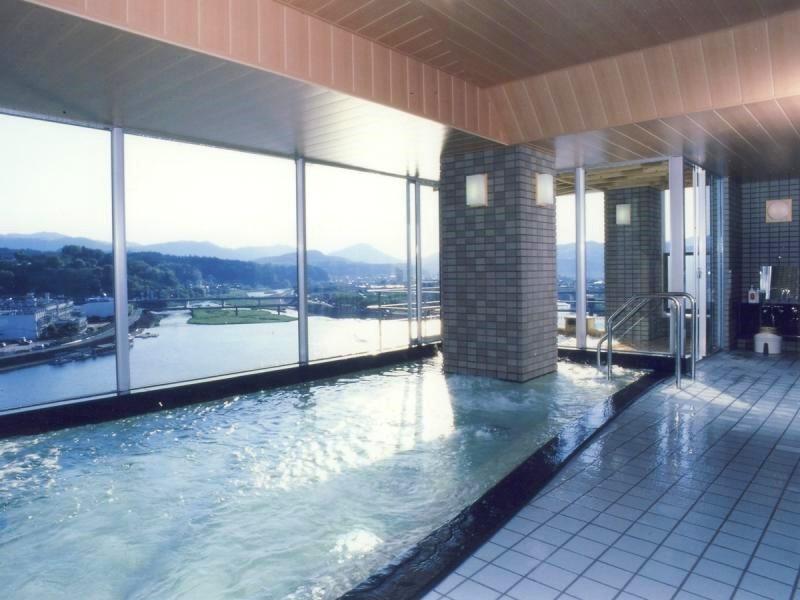 亀山亭ホテル 展望露天風呂付「大浴場」
