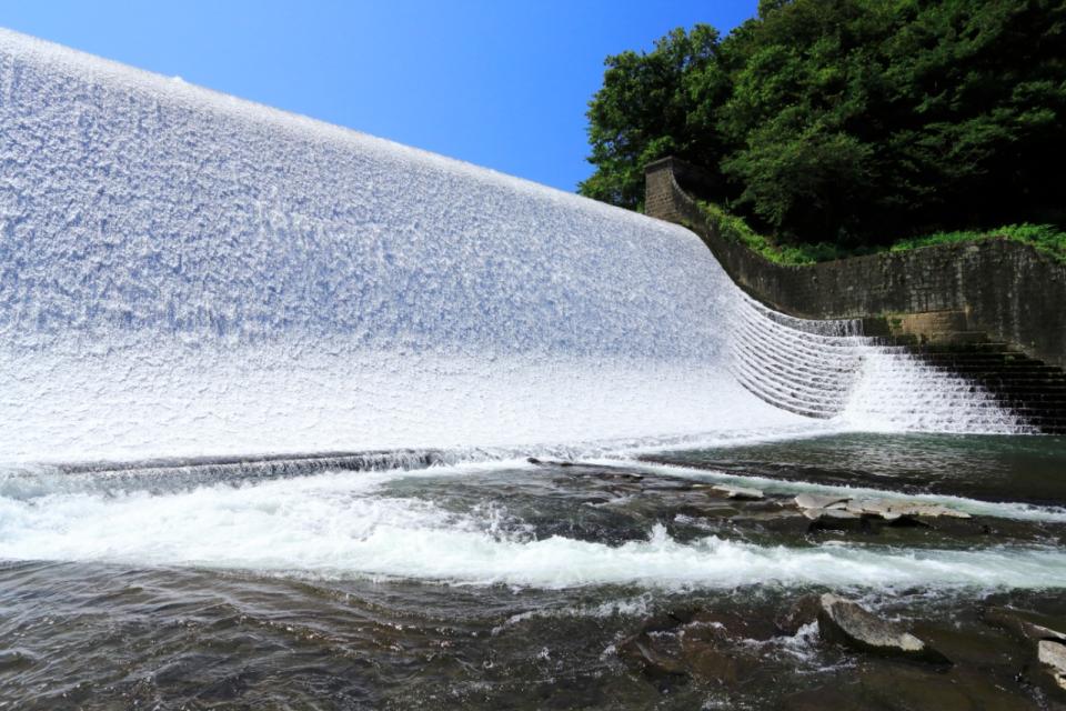 白水ダム